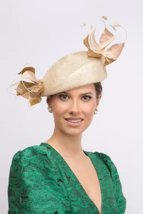 Beret in Beige Tones with Gold silk Flowers