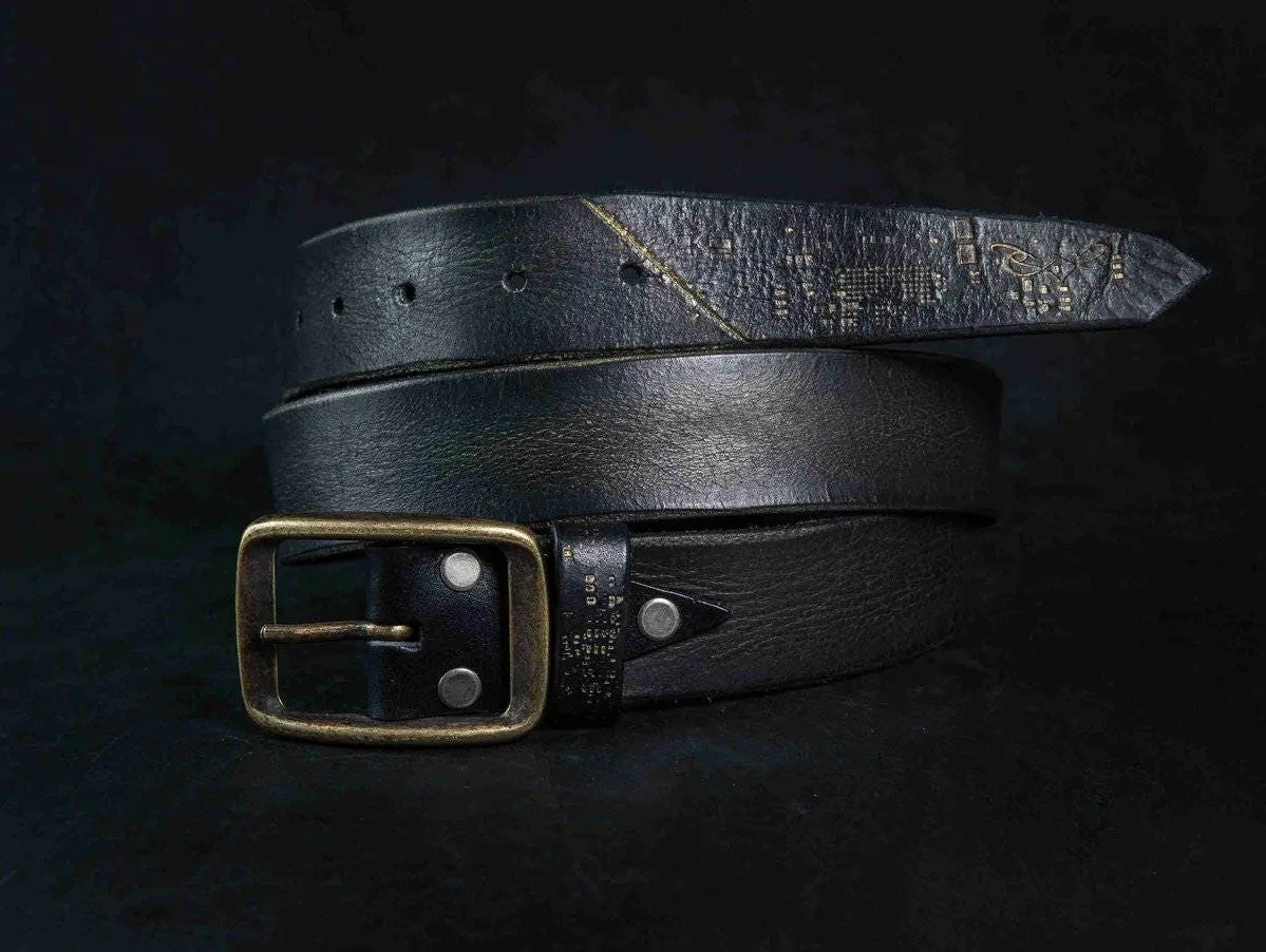 Black Leather Mens Belt - Western Style Accessory with Buckle - Genuine Design for Mens Fashion