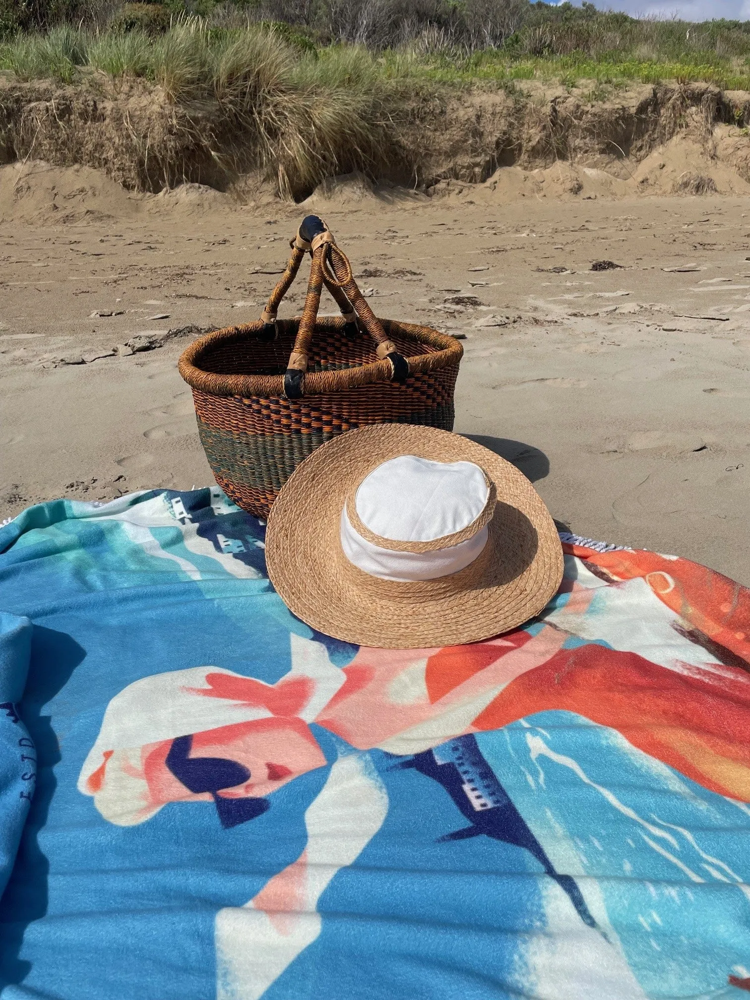 Raffia Brimmed Travel Hat in White