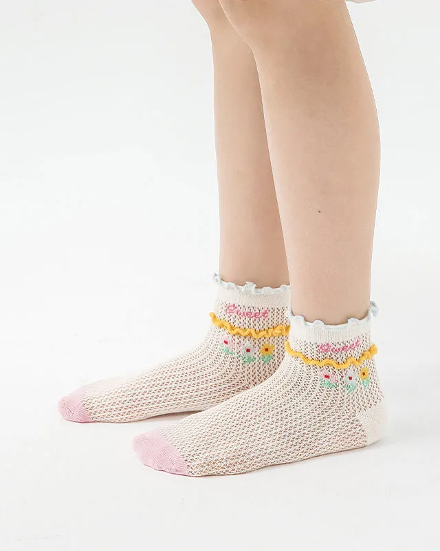 Sweetnana 4-Pack "Sweet Rabbit" Series Children's Seamless Socks: Crimping Mesh Socks with Stripes and Dots Design, Thin and Breathable Ankle Socks.